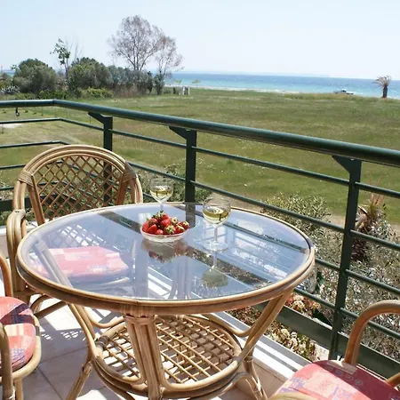 Apartamento Oxana House Nea Moudania